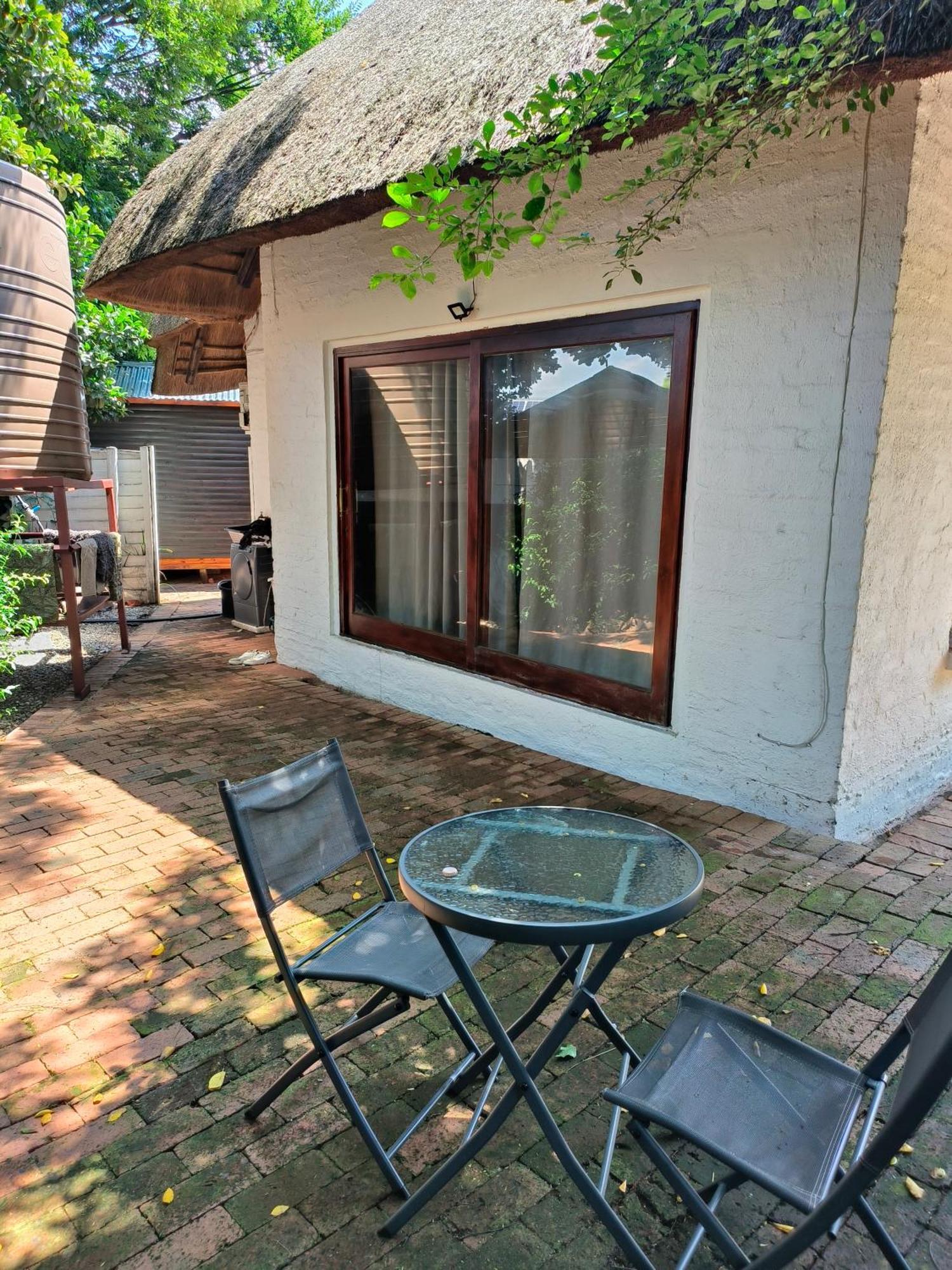 Libra Lodge Sandton Kültér fotó
